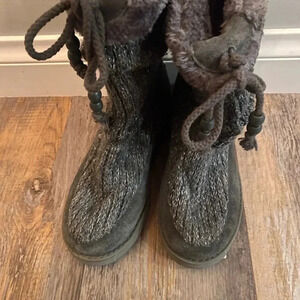 Skechers Australia Grey Fur Lined Boots 6.5 Tassels Slouch